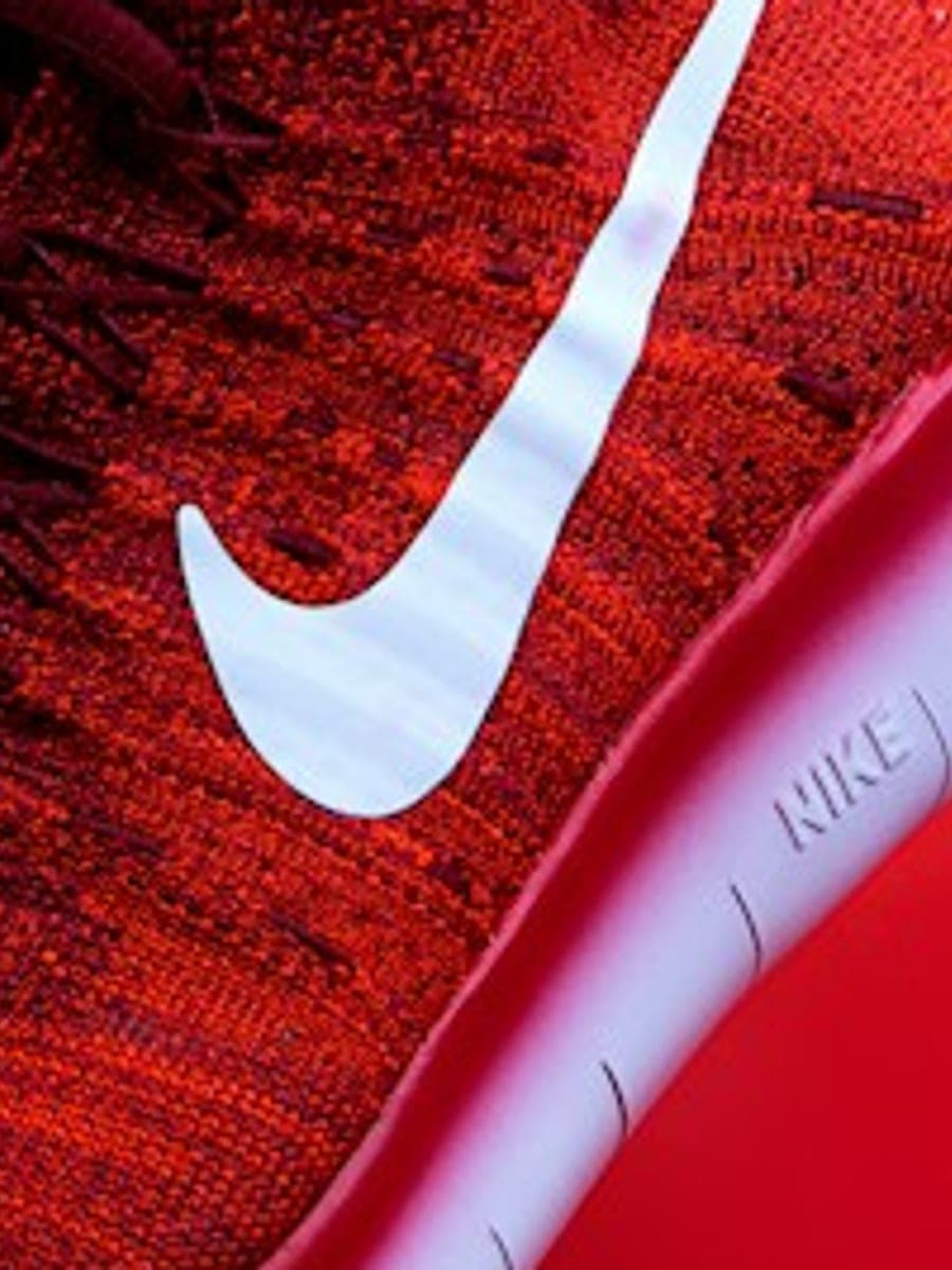 Seoul Standard Redline Runner Sneaker – photo 3 of 4